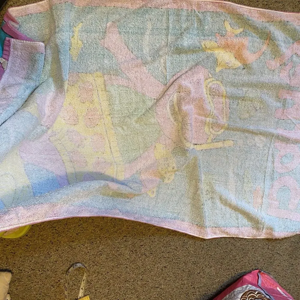 Vintage 1992 Barney Beach Towel 55”x28” Snorkeling Underwater Fishies Colorful